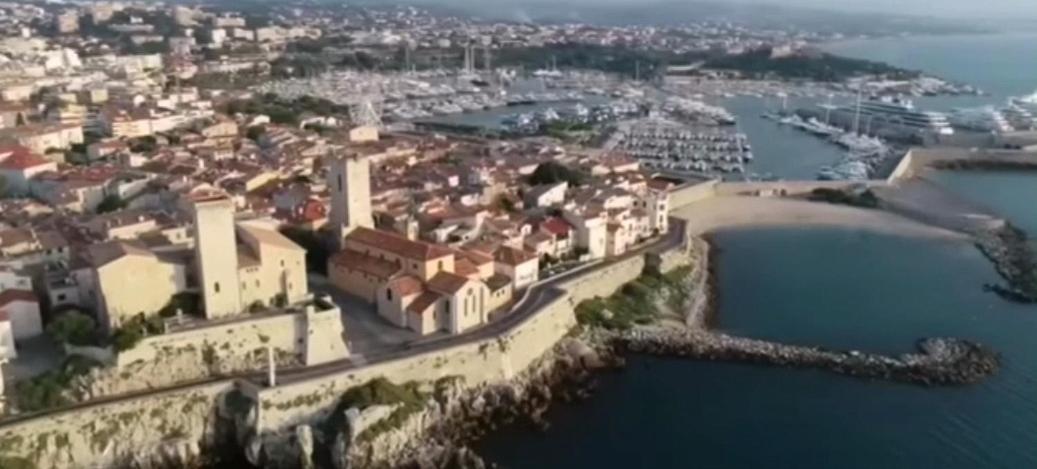 Vue Mer Et Remparts. Entre Vieille Ville Et Plages Antibes Exterior foto